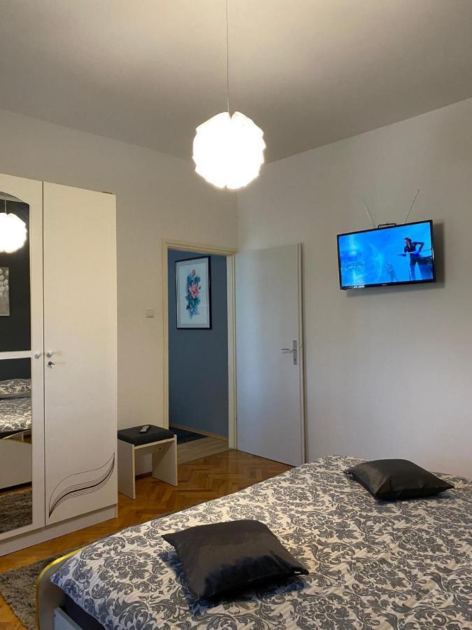 Apartment Viki Lozovac Eksteriør bilde