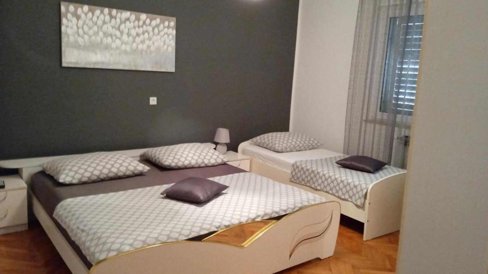 Apartment Viki Lozovac Eksteriør bilde